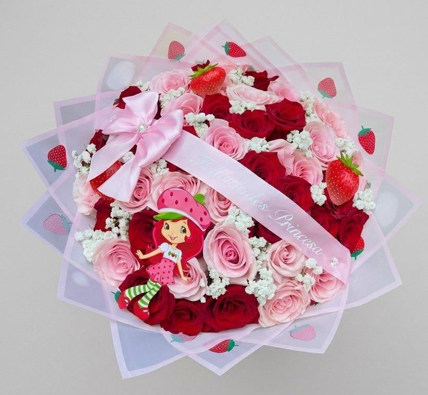 Strawberry Shortcake Rose Bouquet
