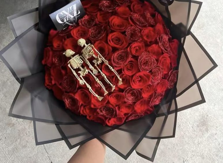 Love You to Death Bouquet
