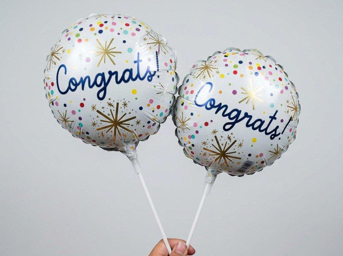 Congrats 9in Balloon (AIR FILLED)