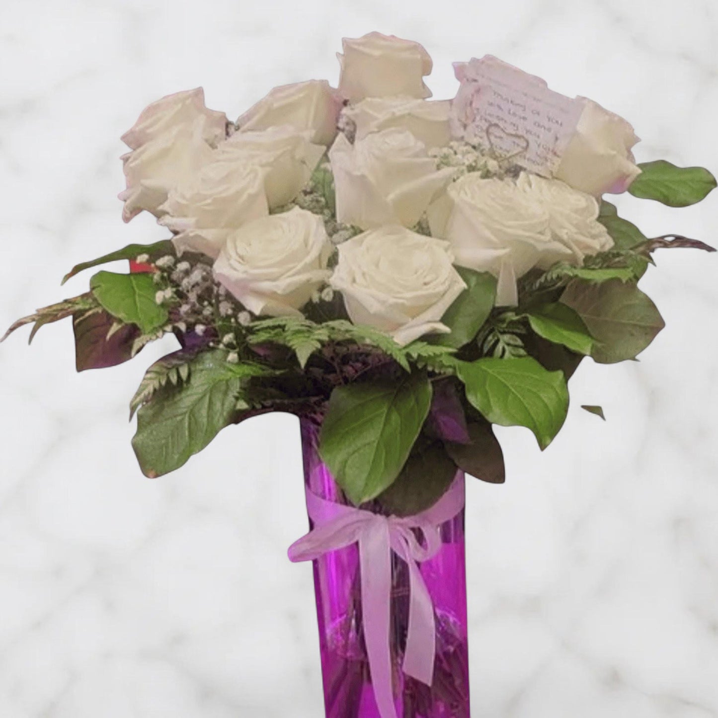 Roses in a Vase (Dzn)