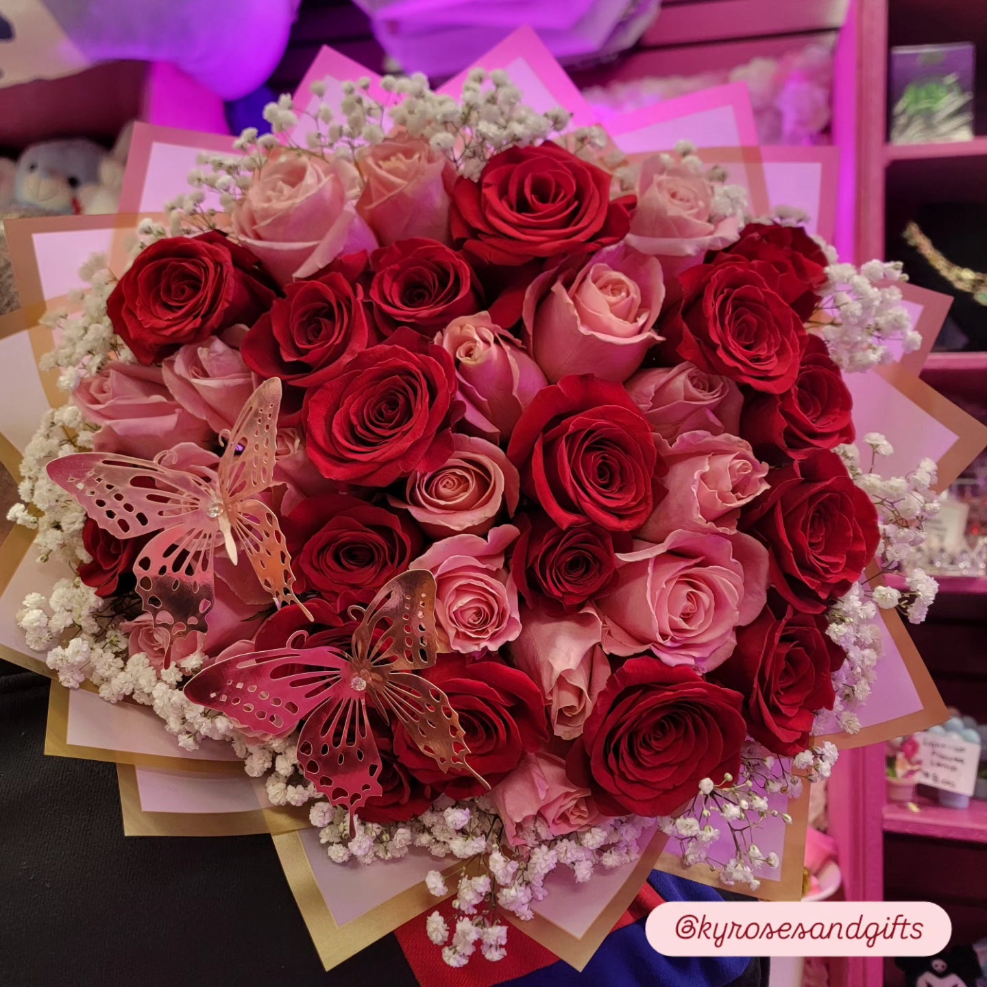 Two Tone Bouquet