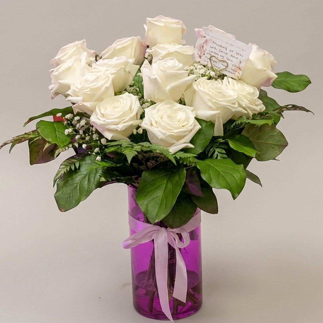 Roses in a Vase (1/2 Dzn)
