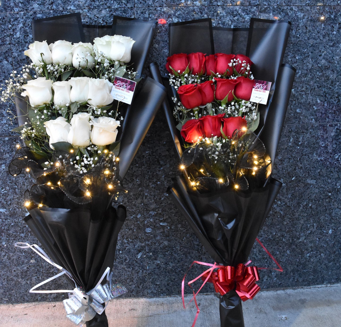 One Dozen Roses - Flat Style