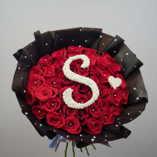 Initial Bouquet Classic with Pearls (X-Large)