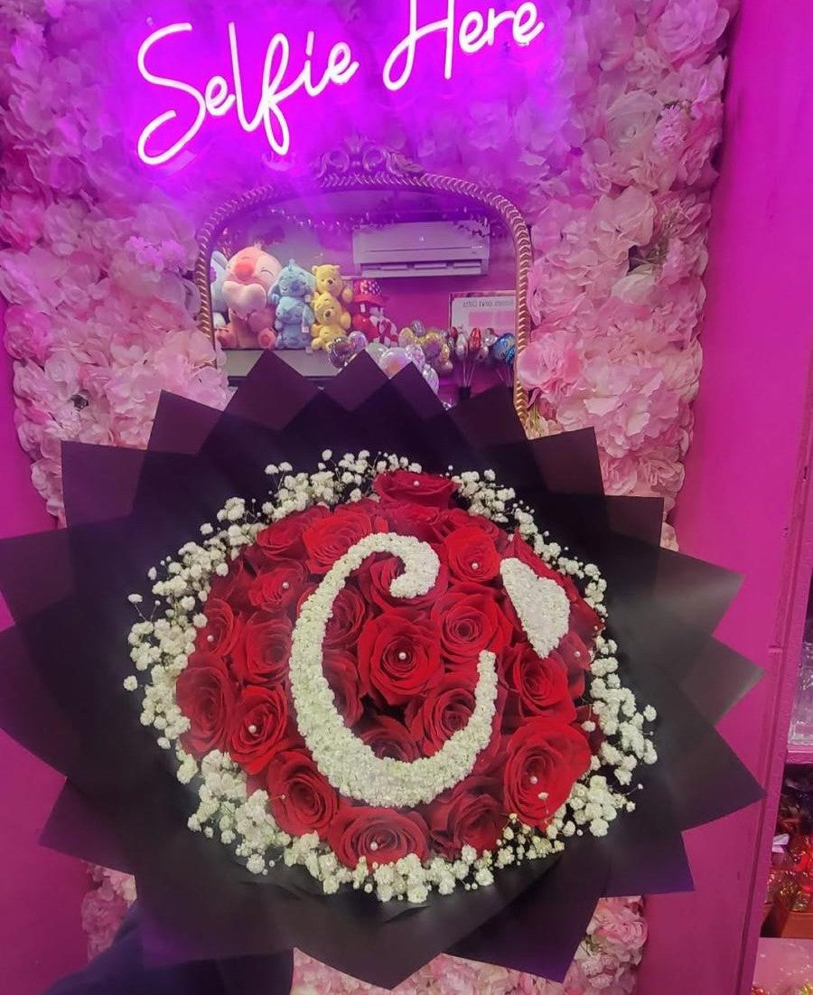 Initial Bouquet (Large)