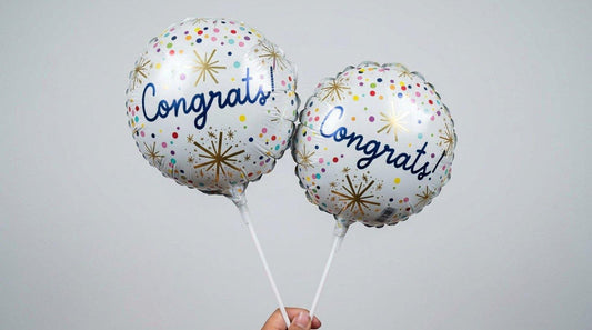 Congrats 9in Balloon (AIR FILLED)