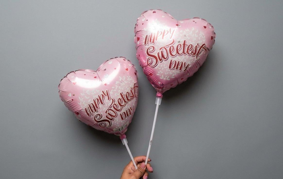 Sweetest Day 9in Balloon (AIR FILLED)