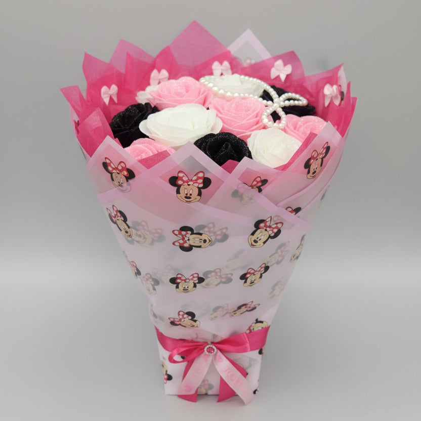 Minnie Bow
