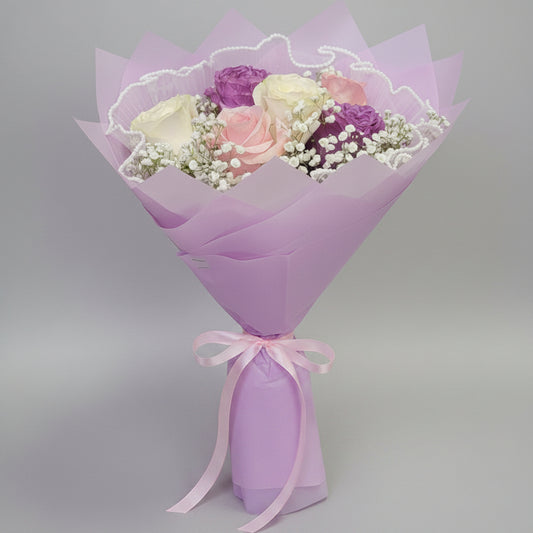 1/2 Dzn Roses with Pearl Mesh